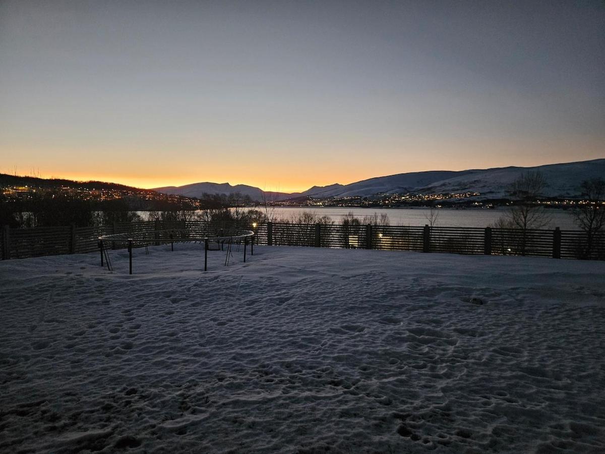 Tromso, Hamna Apartment ภายนอก รูปภาพ